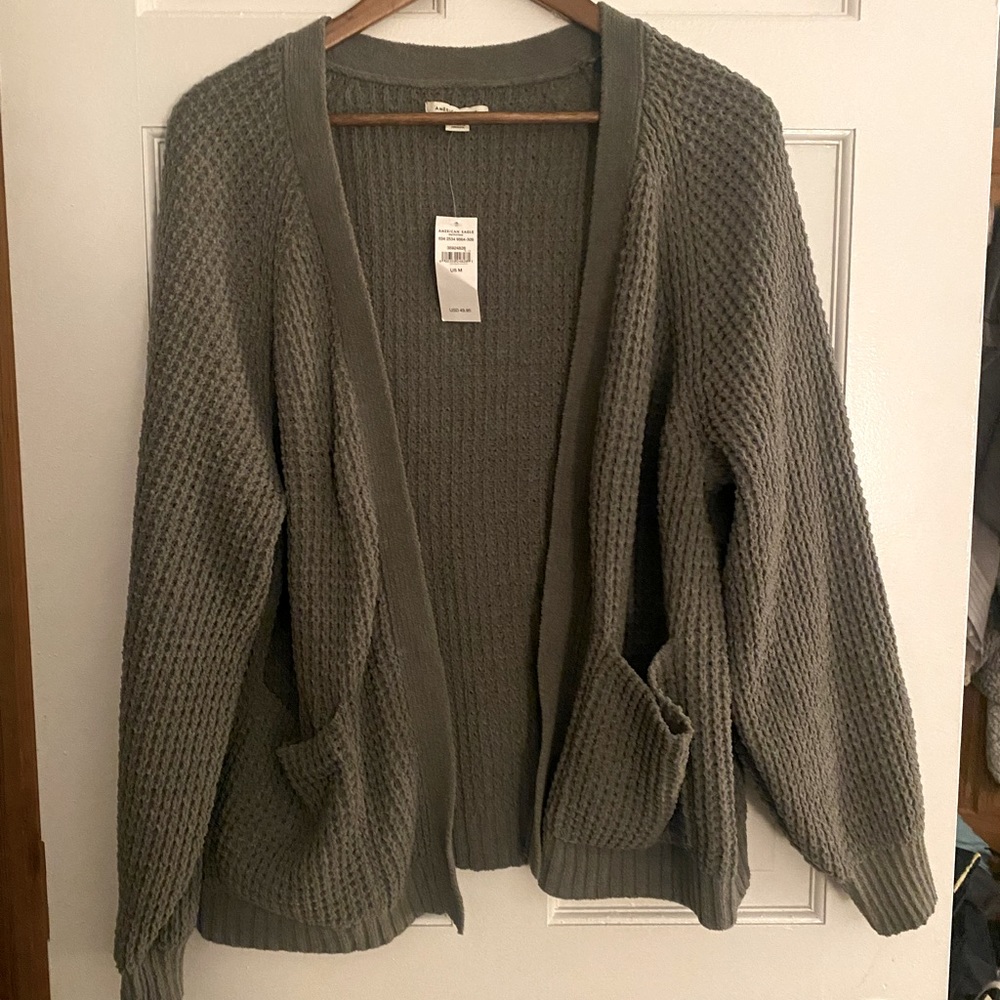 American Eagle Cardigan
